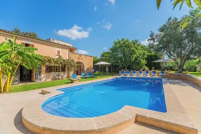 Image de Maison de vacances Es Porrassar avec vue sur les montagnes, piscine, Wi-Fi, climatisation, terrasses