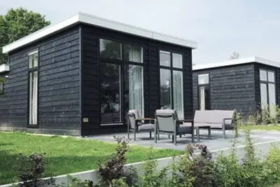 Image de Maison de dans un parc de vacances Ă Twente