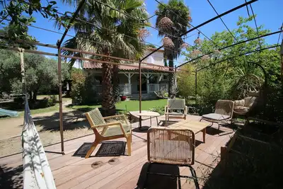Image de « Bastide Provencale Au Son Des Cigales »