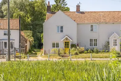 Image de Pond Cottage (E), Edgefield, Norfolk