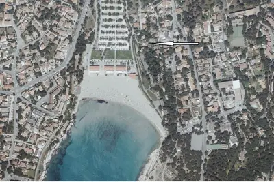 Image de Les pieds dans l’eau – plage et détente à Martigues et à 2 pas de Marseille\"