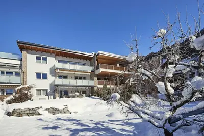 Image de Topmodernes Apartment in Traumhafter Lage Mitten in Ried