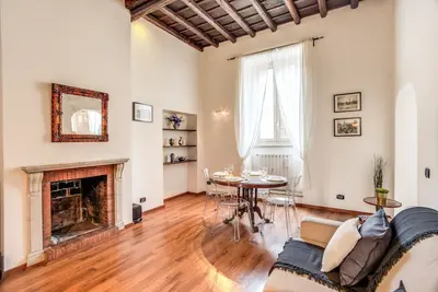 Image de Brand New Bright & Charming Flat