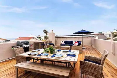 Islandview Beach House, Hollywood Beach, Oxnard Ca