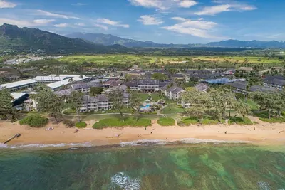 Image de Plantation-style resort with ocean veiw. Enjoy the Aloha moment in Kauai
