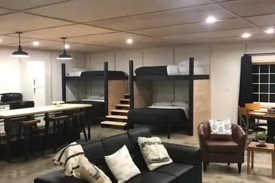 Image de Evergreen Lodge newly remodeled studio apartment located close to Rend Lake