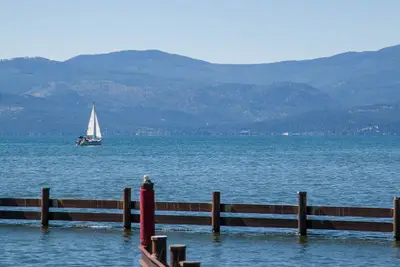 Image de Glieden Lodge Luxury Condo @ The Historical Grand View Building on Bigfork Bay