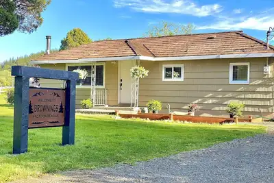 Image de Cozy 2 bedroom house on 1. 5 acres