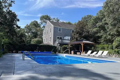 Image de Pool, Large Newly Renovated: 4+ Bedroom, lots of room