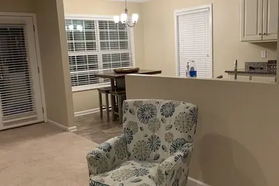 Image de Peaceful 4 Br/2Ba home with Wifi