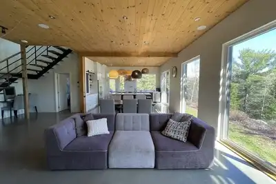 Image de Luxurious Lakefront Cottage