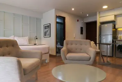 w* | Elegant Loft with Balcony in Barranco