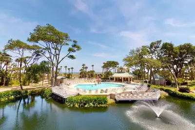 Image de 104 Barrington Arms 3 Bedroom 3 Bath