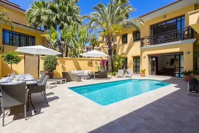 Image de Casa Bahia de Banus - Stunning 4-bed Townhouse