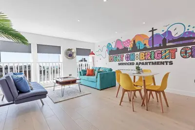 Image de Right On : Bright On Apartment 1d | By My Getaways