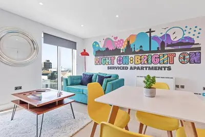Image de Right On : Bright On Apartment 1b | By My Getaways