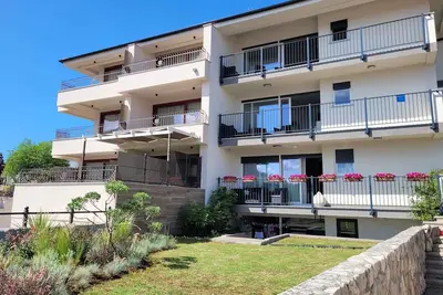 Image de Appartement de vacances avec balcon donnant sur la mer