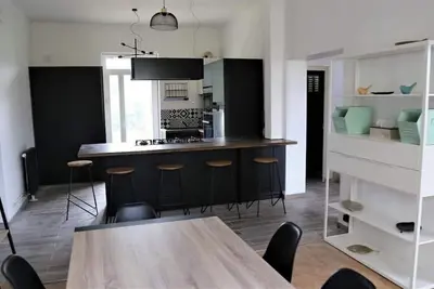 Image de Maison de 100 m2 4 chambres sur valence