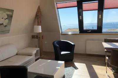 Image de Appartement en attiq-Appartement-Salle de bain privée séparée-Vue mer