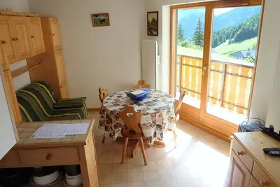 Image de Charmant 2 pièces avec balcon, départ des randonnées, parking et ascenseur