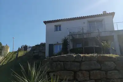 Image de Jolie villa dans la pinède proche de la mer