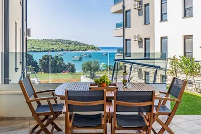 Image de Magnifique appartement de 2 chambres à.