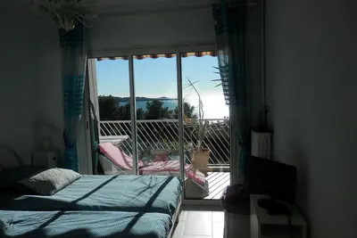 Image de Bandol 80m2 + 20 m2 comfortable terrace 180° Sea View