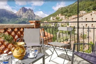 Image de Maison Centre Village Ota 4 Personnes