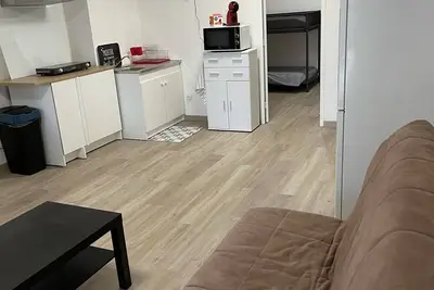 Image de Appartement familial à 2min de la plage (rénové et mobilier neuf) Six fours