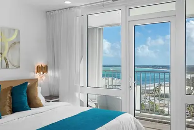 Image de Jr One Br Esj Towers! High Floor, View Location!