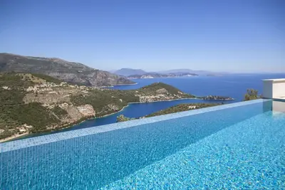 Image de Luxurious Villa Sky With Infinity Pool & Amazing Views, Your Lefkada Getaway!
