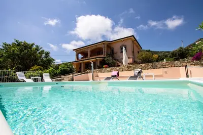 Image de Villa Calu' splendide villa en Sardaigne avec piscine et vue sur mer