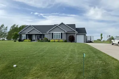 Image de Eaa 4 Bedroom House, Golf Simulator and Large Outdoor Patio.