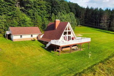 Image de Charming A-frame retreat in a beautiful, natural, and private setting