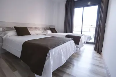 Image de 1 bedroom 1 bathroom apartment (2-4), A21, A22