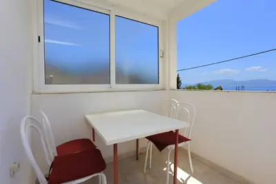 Image de Appartement de deux chambres prés de la plage Brist, Makarska (A-18859-a)