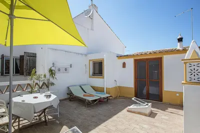 Image de Maison de Vacances 'Milita' avec Terrasse Privée, Balcon et Wi-Fi