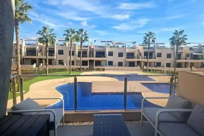 2 piscines, wifi, à quelques pas de la plage