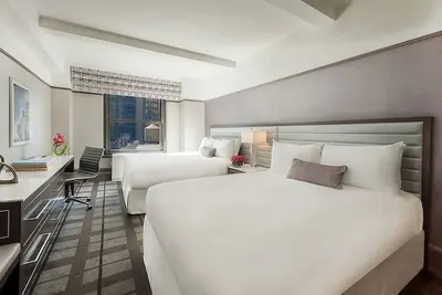 Image de 2 x Premier Room 2 Queens at Park Central Hotel New York