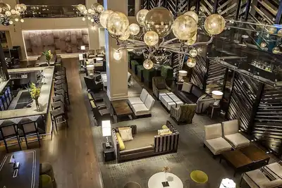 Image de Hidden Gem in the Heart of Times Square! 3 Classy Units Minutes to Central Park!