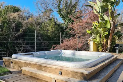 Image de Villa 4 chambres + Studio attenant - piscine et jacuzzi