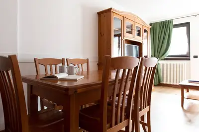 Image de Funivia 2 - Deux Chambres Appartement, Couchages 6
