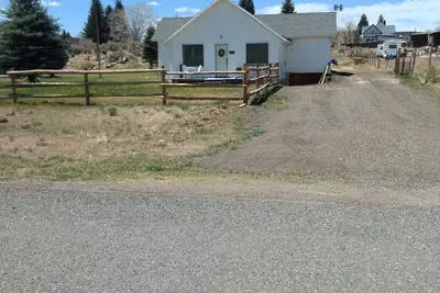 Image de Callie's Cottage- Cottage stay between Bryce and Zion