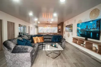 Image de Modern Luxurious Apt with Spa near Chipichape