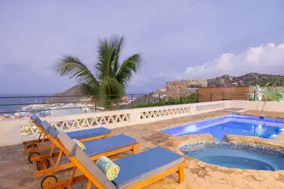 Image de Villa Mar Azul: Stylish Villa w/Ocean, Marina & Downtown Views. Promos available