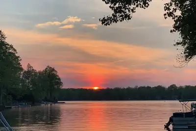 Image de Cozy lake house