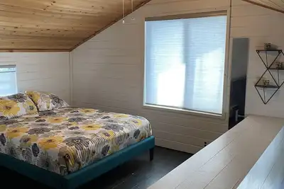 Image de Beautiful cozy cottage 1 block from the lake and Oakwood hotel.