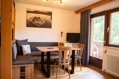 Image de Apartment 01 | 1 bedroom with sofa bed & living/bedroom - Schwüwong
