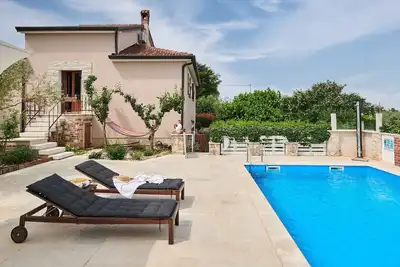 Image de Charming Villa Mimosa with a pool