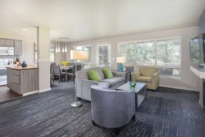 Image de Eagle Crest! ! Lots of Amenities! ! (Add Nights 5, 6 &7 only $50 each)
